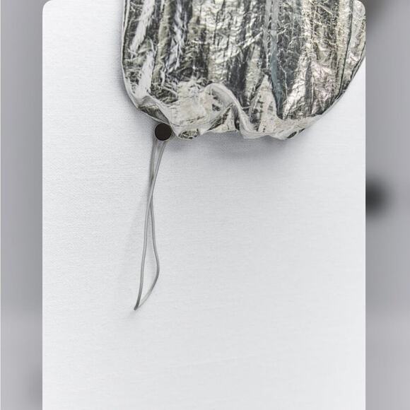 Zara Silver WIDE LEG METALLIC PANTS Size Large - Picture 8 of 13